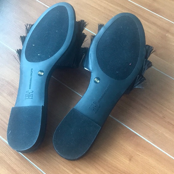 Barely worn!  Trina Turk for Inc slides - Picture 4 of 4